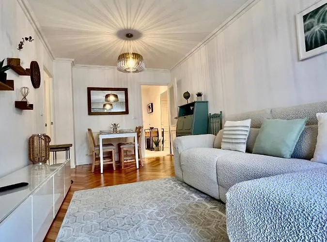 Appartement Fragueiro 186 *